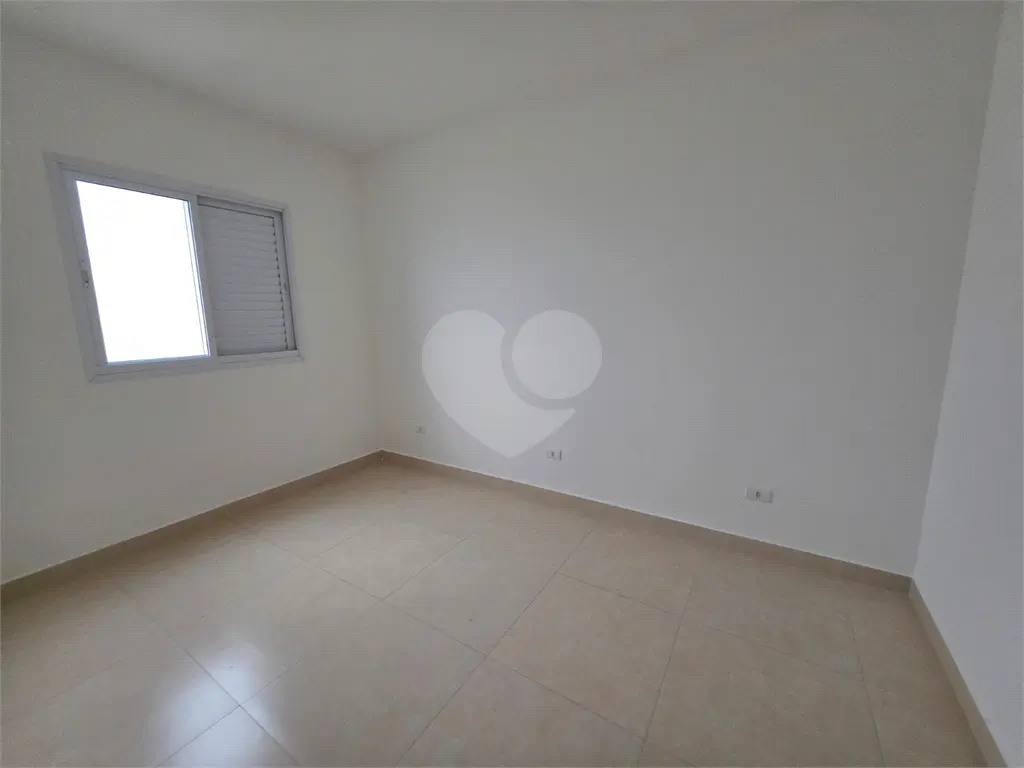 Apartamento para Venda em Praia Grande, Caiçara, 3 dormitórios, 1 suíte, 2 banheiros, 1 vaga