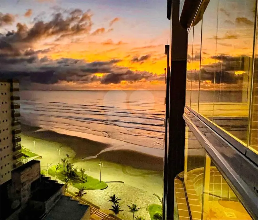 Apartamento para Venda em Praia Grande, Caiçara, 2 dormitórios, 1 suíte, 2 banheiros, 1 vaga