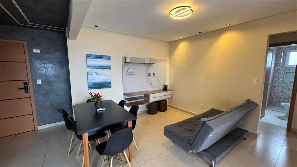 Apartamento para Venda em Praia Grande, Caiçara, 2 dormitórios, 1 suíte, 2 banheiros, 1 vaga