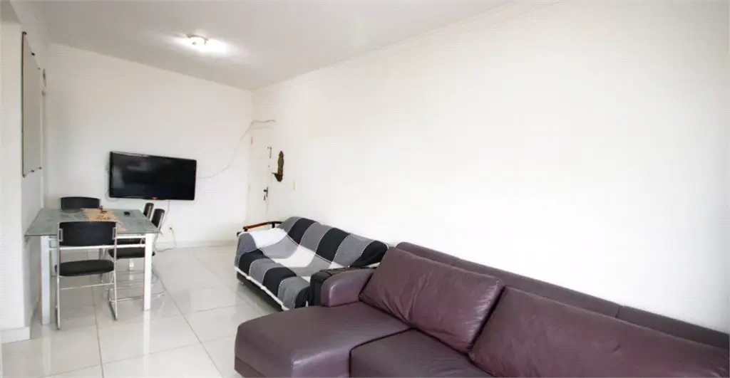 Apartamento para Venda em Praia Grande, Maracanã, 1 dormitório, 1 banheiro, 1 vaga