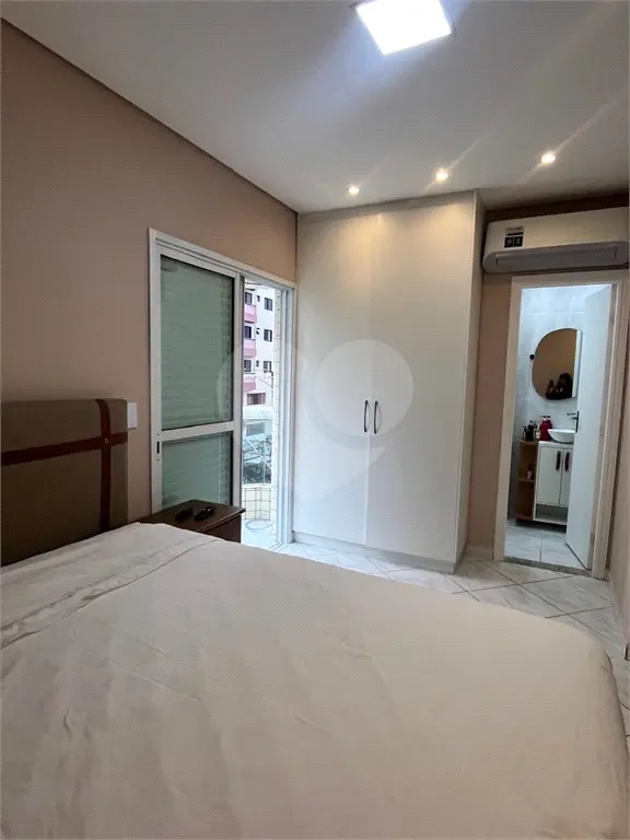 Apartamento para Venda em Praia Grande, Ocian, 3 dormitórios, 1 suíte, 2 banheiros, 2 vagas