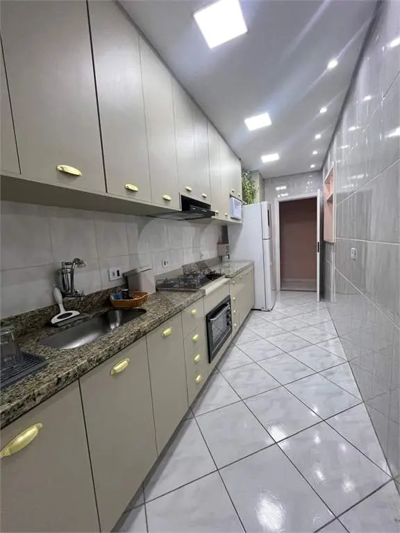 Apartamento para Venda em Praia Grande, Ocian, 3 dormitórios, 1 suíte, 2 banheiros, 2 vagas