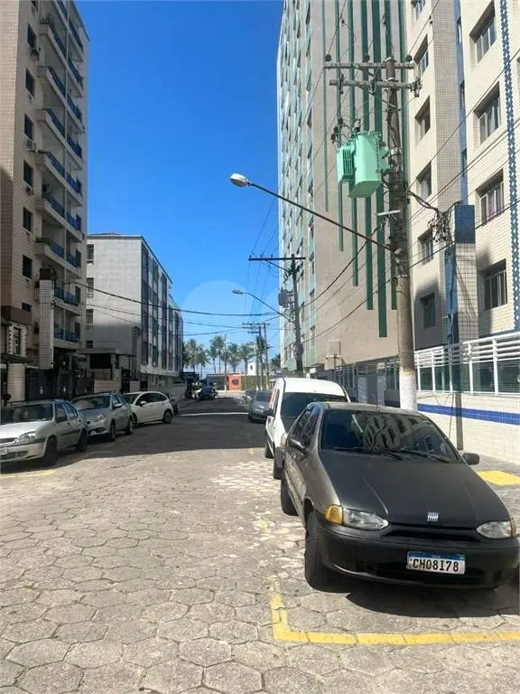 Apartamento para Venda em Praia Grande, Guilhermina, 1 dormitório, 1 banheiro, 1 vaga