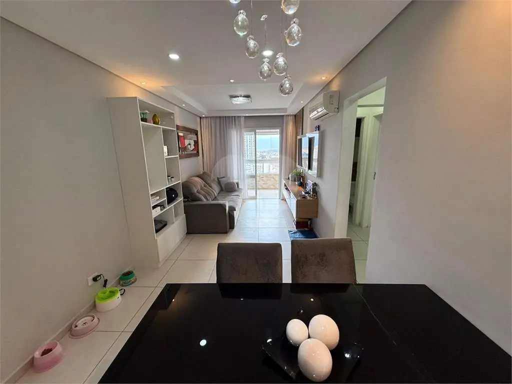 Apartamento para Venda em Praia Grande, Guilhermina, 2 dormitórios, 2 suítes, 2 banheiros, 2 vagas