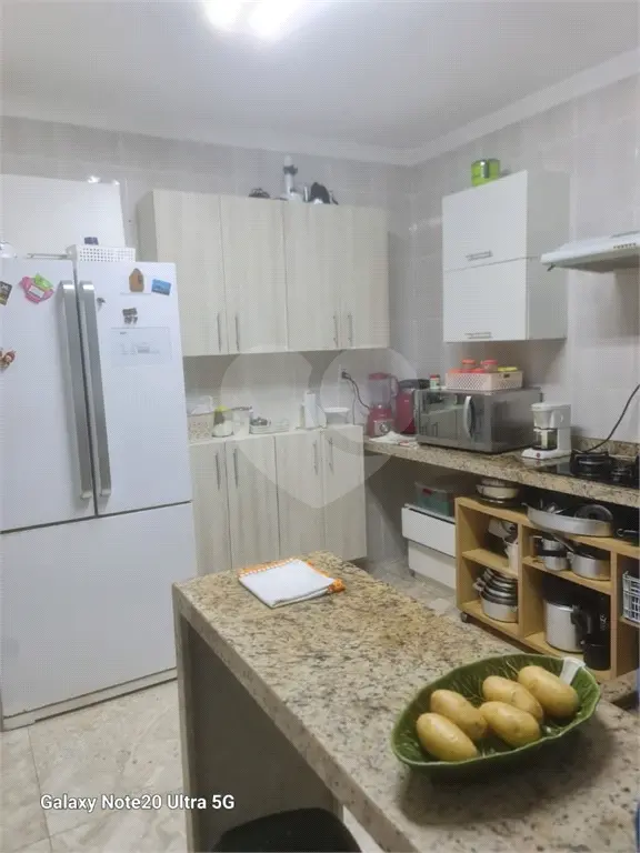 Apartamento para Venda em Praia Grande, Vila Tupi, 2 dormitórios, 1 suíte, 2 banheiros, 1 vaga