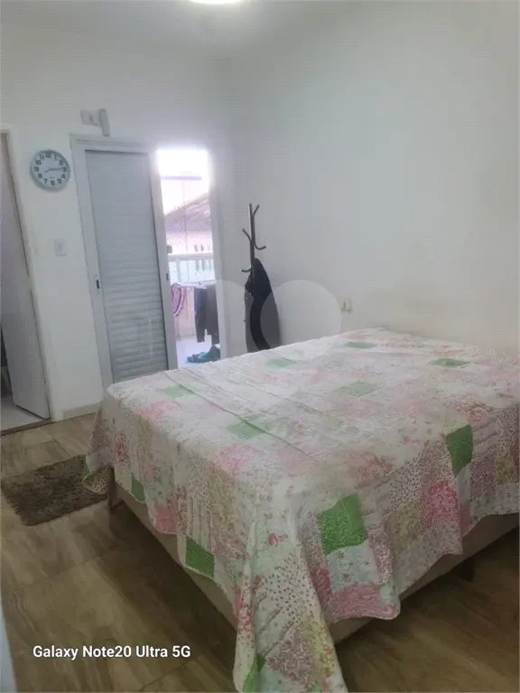 Apartamento para Venda em Praia Grande, Vila Tupi, 2 dormitórios, 1 suíte, 2 banheiros, 1 vaga