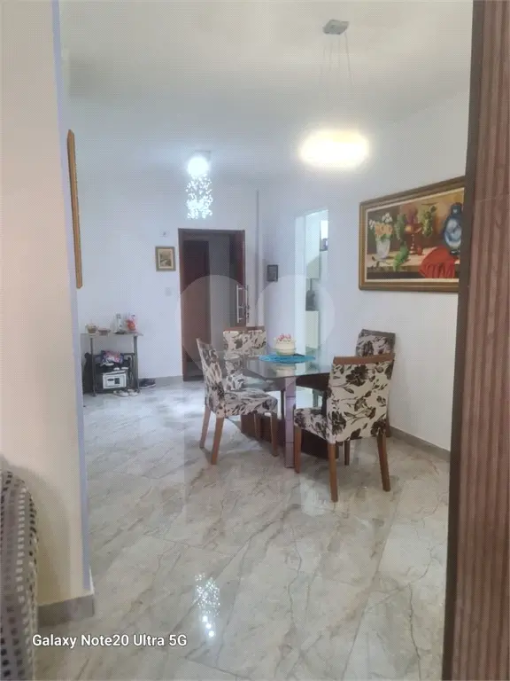 Apartamento para Venda em Praia Grande, Vila Tupi, 2 dormitórios, 1 suíte, 2 banheiros, 1 vaga