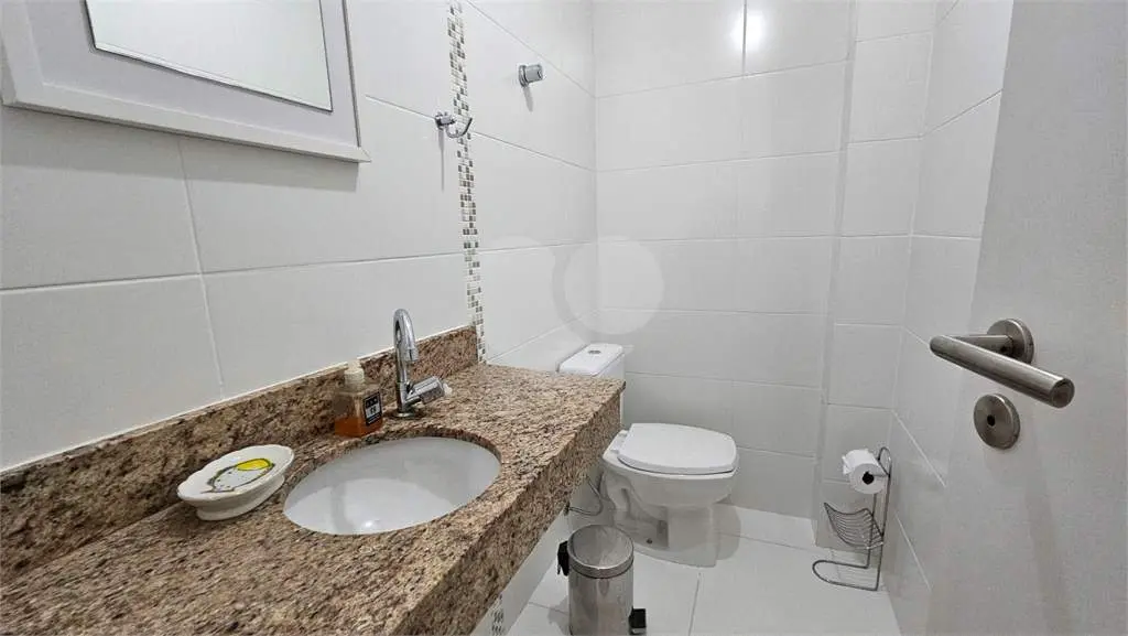 Apartamento para Venda em Praia Grande, Guilhermina, 3 dormitórios, 3 suítes, 4 banheiros, 2 vagas