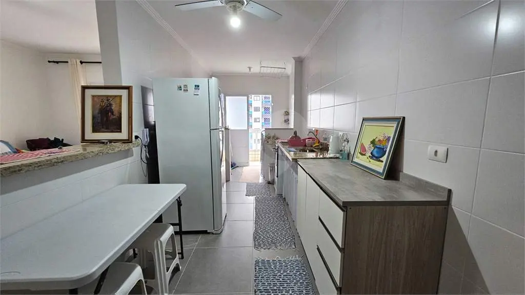 Apartamento para Venda em Praia Grande, Guilhermina, 3 dormitórios, 3 suítes, 4 banheiros, 2 vagas