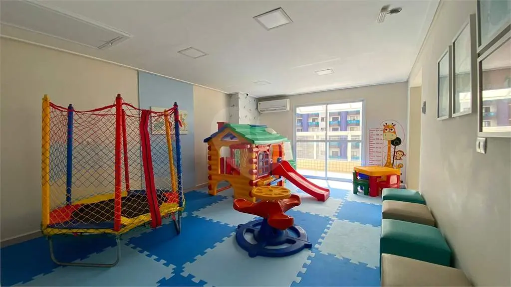 Apartamento para Venda em Praia Grande, Guilhermina, 3 dormitórios, 3 suítes, 4 banheiros, 2 vagas