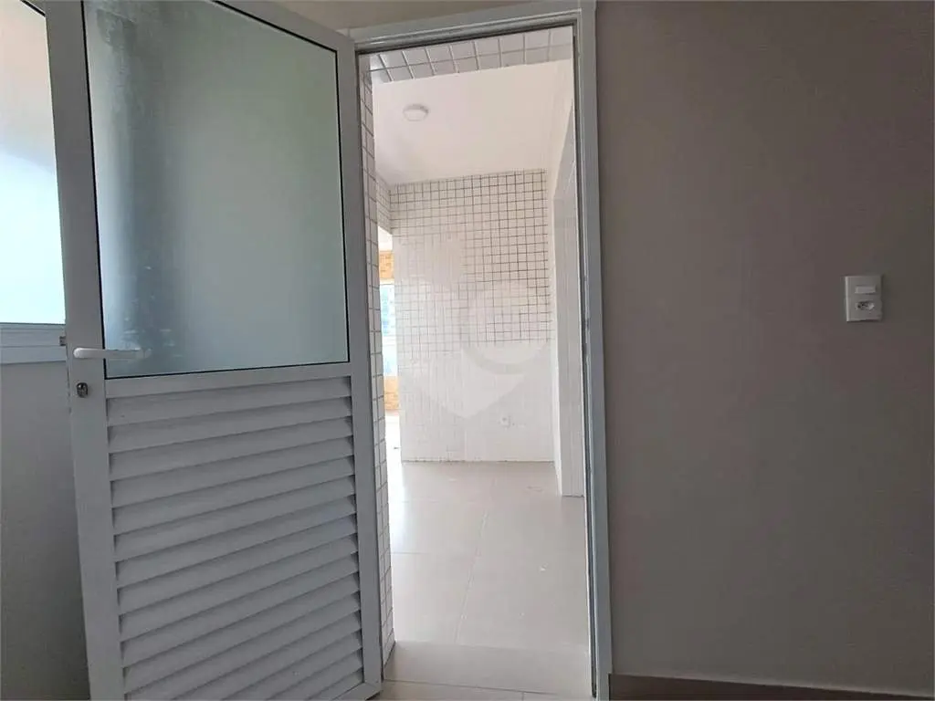 Apartamento para Venda em Praia Grande, Cidade Ocian, 3 dormitórios, 1 suíte, 2 banheiros, 2 vagas