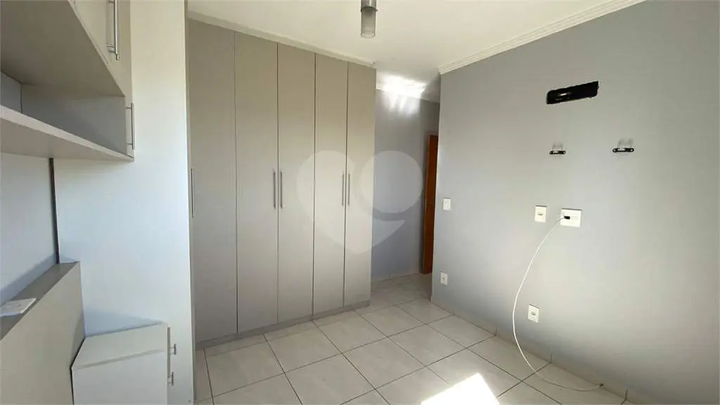 Apartamento para Venda em Praia Grande, Vila Guilhermina, 2 dormitórios, 1 suíte, 1 banheiro, 1 vaga