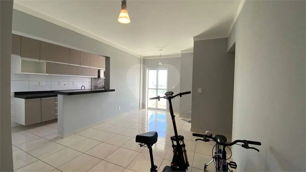 Apartamento para Venda em Praia Grande, Vila Guilhermina, 2 dormitórios, 1 suíte, 1 banheiro, 1 vaga