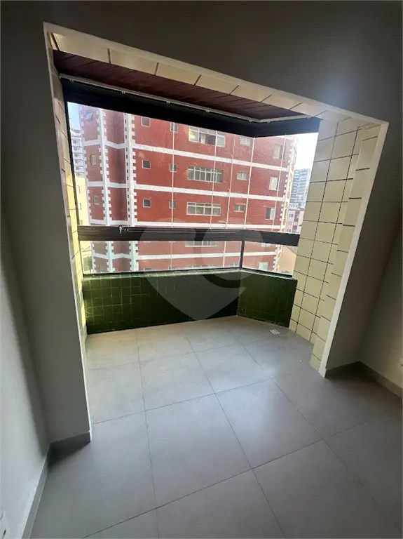 Apartamento para Venda em Praia Grande, Tupi, 2 dormitórios, 1 suíte, 1 banheiro, 1 vaga