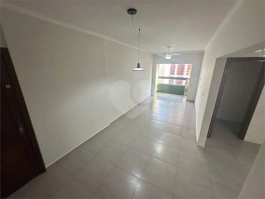 Apartamento para Venda em Praia Grande, Tupi, 2 dormitórios, 1 suíte, 1 banheiro, 1 vaga