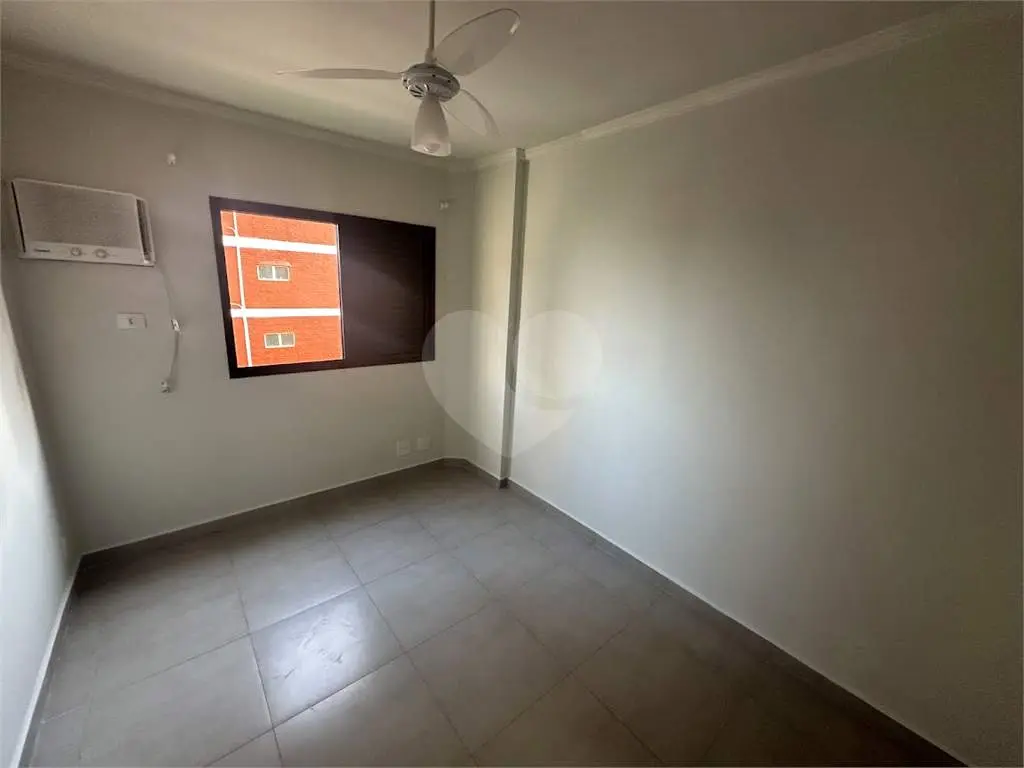 Apartamento para Venda em Praia Grande, Tupi, 2 dormitórios, 1 suíte, 1 banheiro, 1 vaga