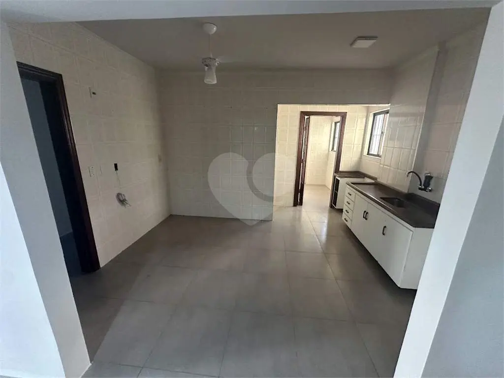 Apartamento para Venda em Praia Grande, Tupi, 2 dormitórios, 1 suíte, 1 banheiro, 1 vaga
