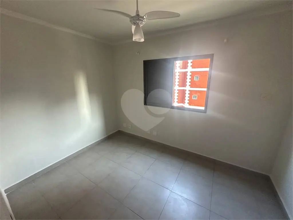 Apartamento para Venda em Praia Grande, Tupi, 2 dormitórios, 1 suíte, 1 banheiro, 1 vaga