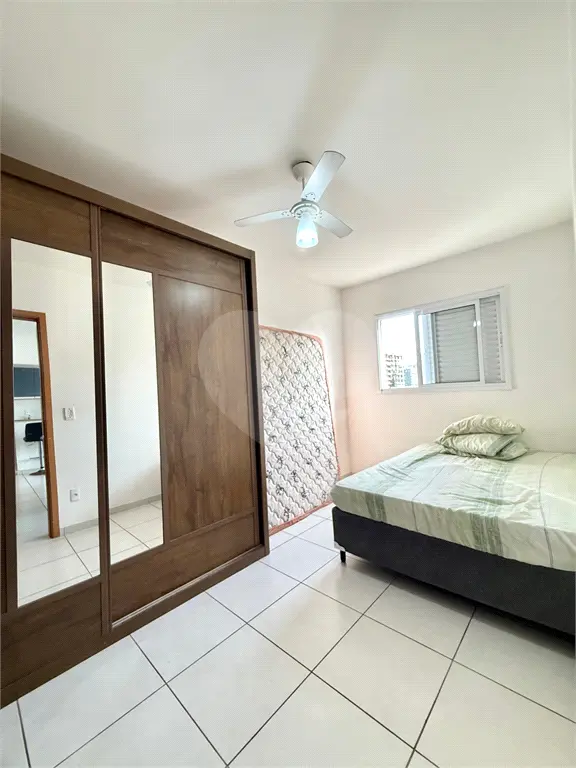 Apartamento para Venda em Praia Grande, Guilhermina, 1 dormitório, 1 banheiro, 1 vaga