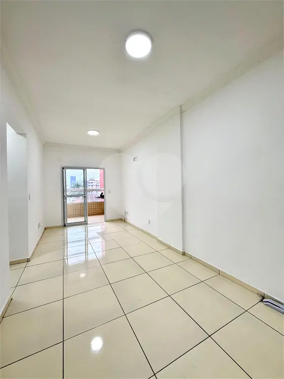 Apartamento para Venda em Praia Grande, Campo aviação, 2 dormitórios, 1 suíte, 2 banheiros, 1 vaga