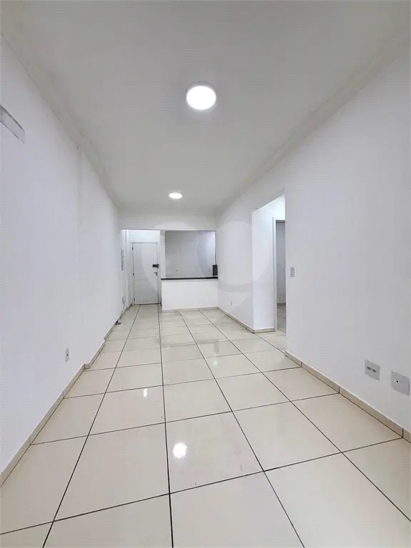 Apartamento para Venda em Praia Grande, Campo aviação, 2 dormitórios, 1 suíte, 2 banheiros, 1 vaga