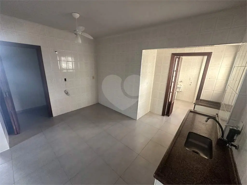Apartamento para Venda em Praia Grande, Tupi, 2 dormitórios, 1 suíte, 1 banheiro, 1 vaga