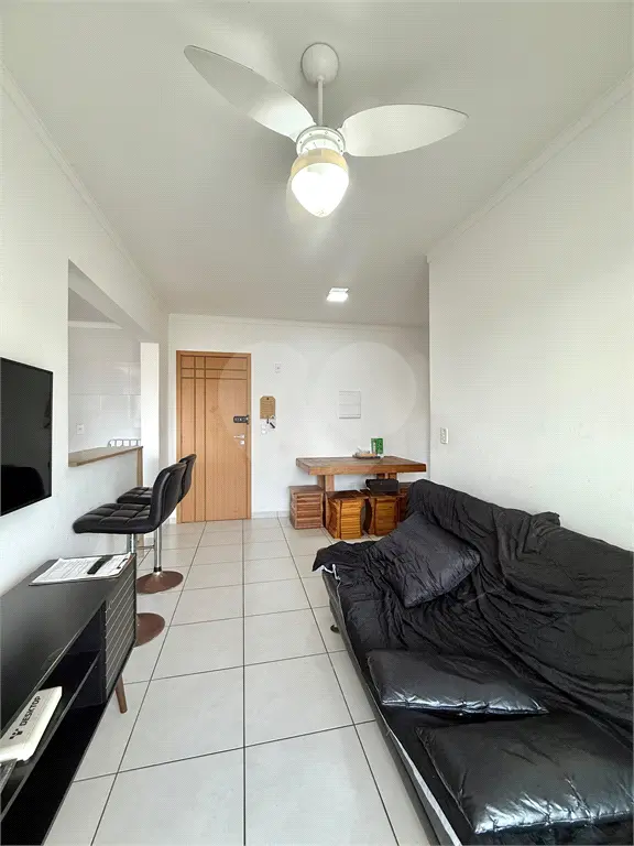 Apartamento para Venda em Praia Grande, Guilhermina, 1 dormitório, 1 banheiro, 1 vaga
