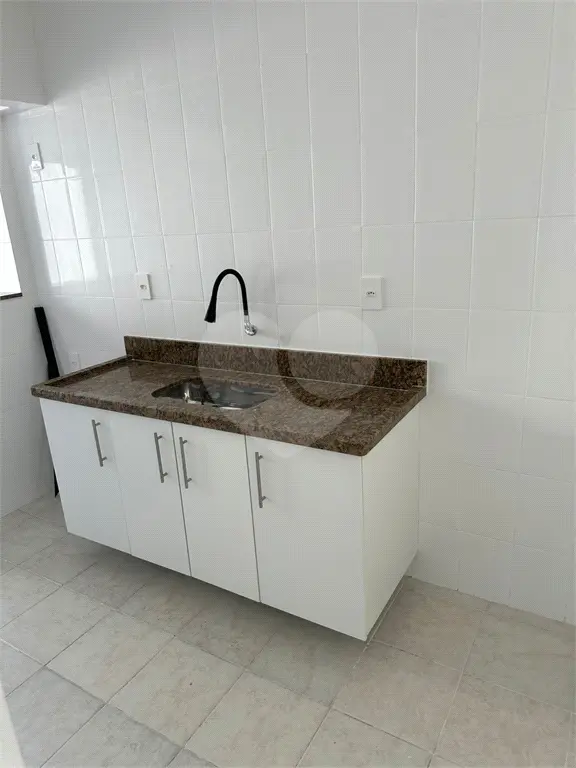 Apartamento para Venda em Praia Grande, Forte, 2 dormitórios, 1 suíte, 2 banheiros, 1 vaga