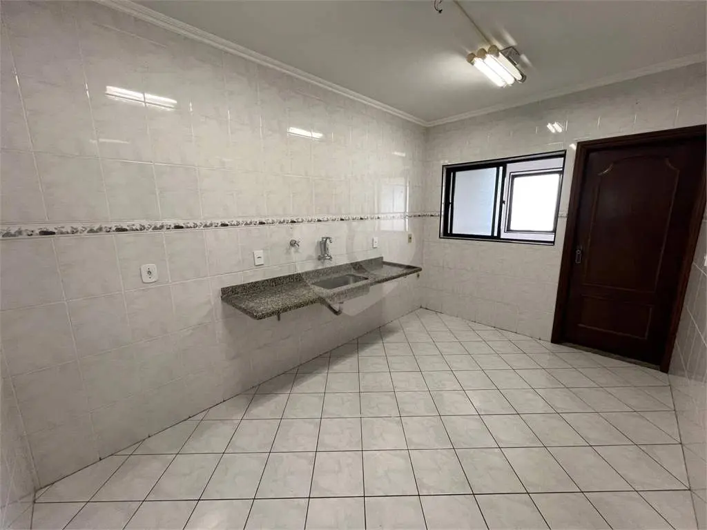 Apartamento para Venda em Praia Grande, Caiçara, 2 dormitórios, 1 suíte, 2 banheiros, 1 vaga