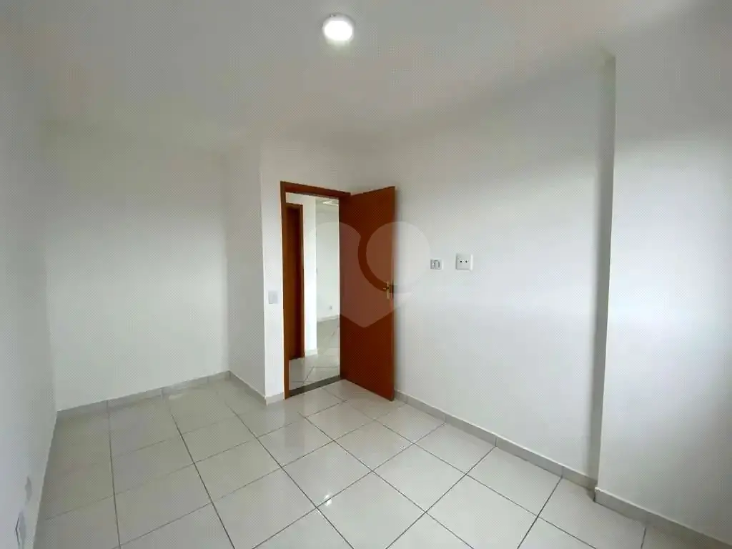 Apartamento para Venda em Praia Grande, Aviação, 1 dormitório, 1 banheiro, 1 vaga