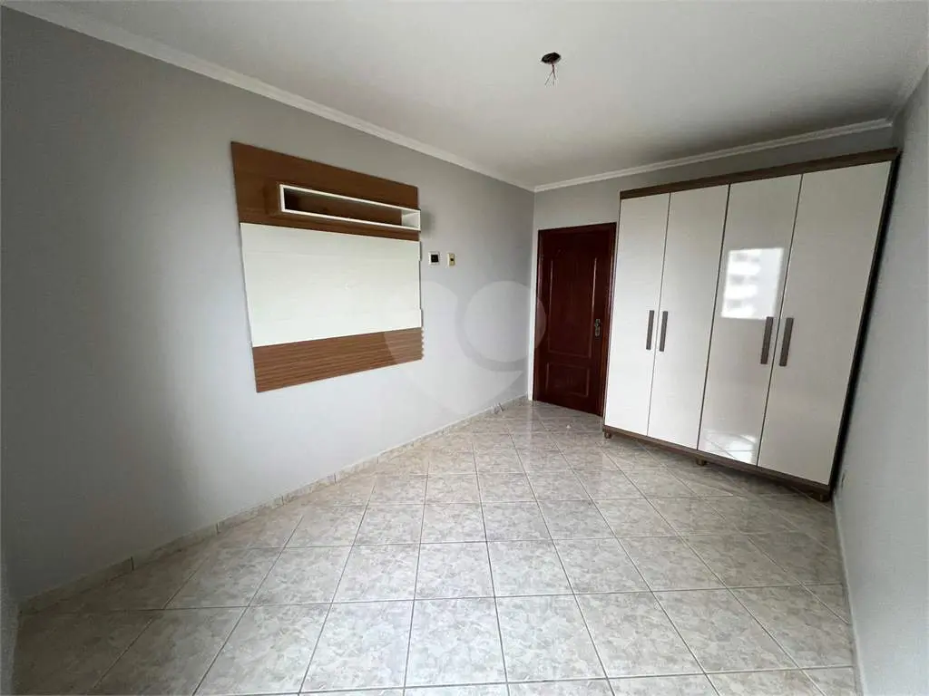 Apartamento para Venda em Praia Grande, Caiçara, 2 dormitórios, 1 suíte, 2 banheiros, 1 vaga
