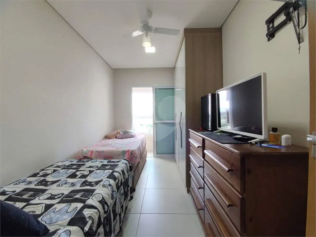 Apartamento para Venda em Praia Grande, Ocian, 2 dormitórios, 1 suíte, 2 banheiros, 2 vagas