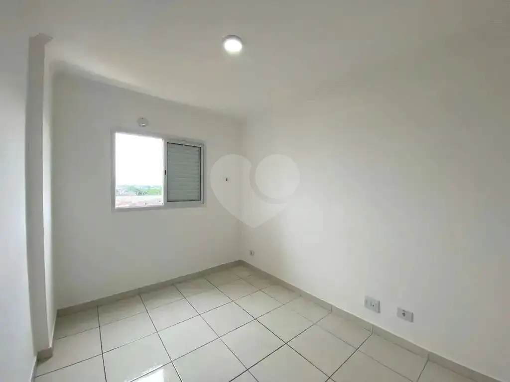 Apartamento para Venda em Praia Grande, Aviação, 1 dormitório, 1 banheiro, 1 vaga
