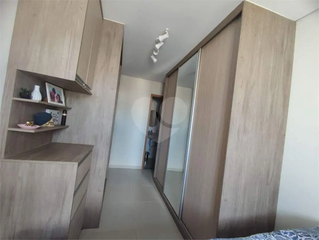 Apartamento para Venda em Praia Grande, Ocian, 2 dormitórios, 1 suíte, 2 banheiros, 2 vagas