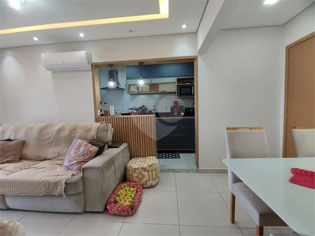 Apartamento para Venda em Praia Grande, Ocian, 2 dormitórios, 1 suíte, 2 banheiros, 2 vagas