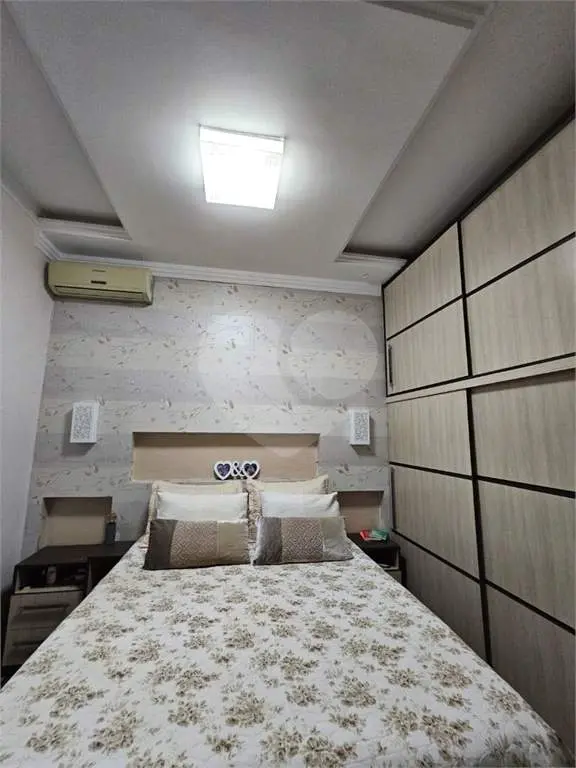Casa para Venda em Praia Grande, Forte, 3 dormitórios, 1 suíte, 3 banheiros, 3 vagas
