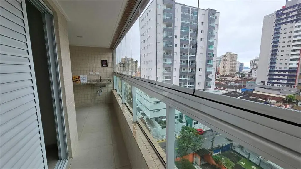 Apartamento para Venda em Praia Grande, Vila Tupi, 2 dormitórios, 1 suíte, 2 banheiros, 2 vagas