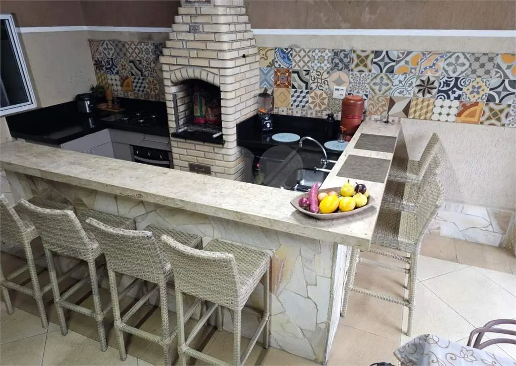 Casa para Venda em Praia Grande, Forte, 3 dormitórios, 1 suíte, 3 banheiros, 3 vagas