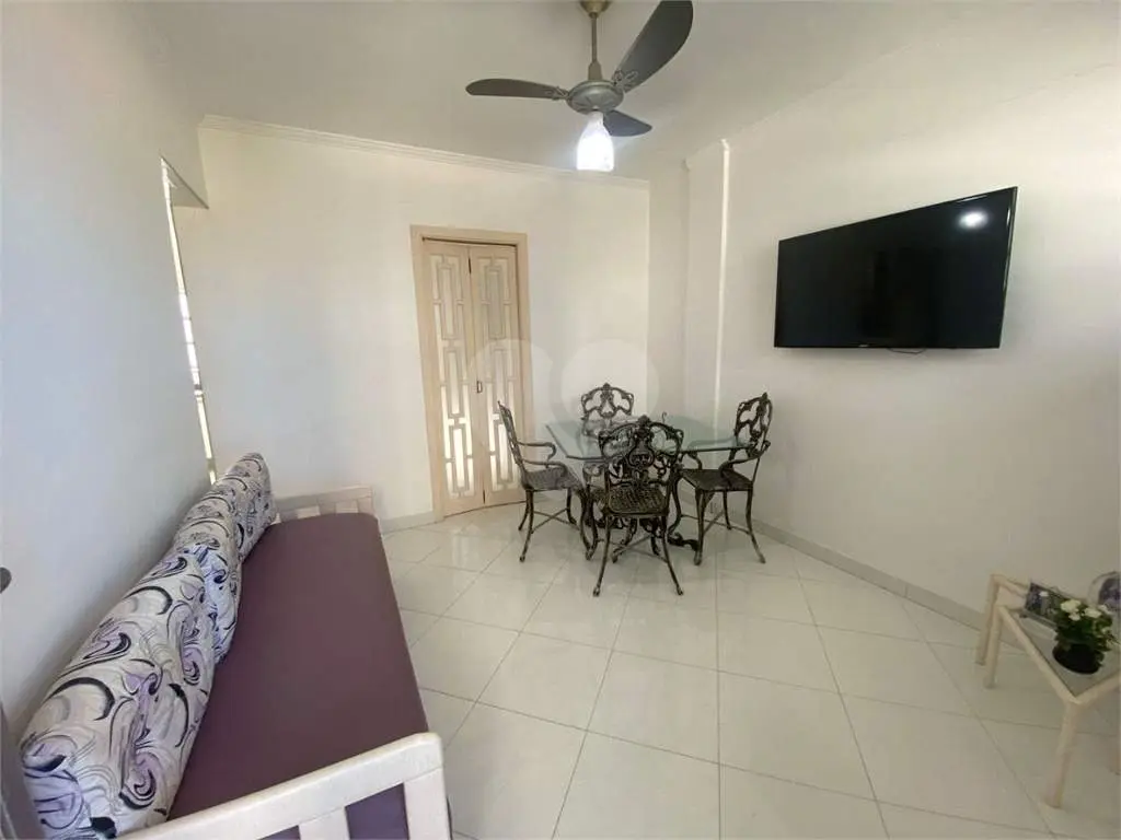 Apartamento para Venda em Praia Grande, Guilhermina, 1 dormitório, 1 banheiro, 1 vaga