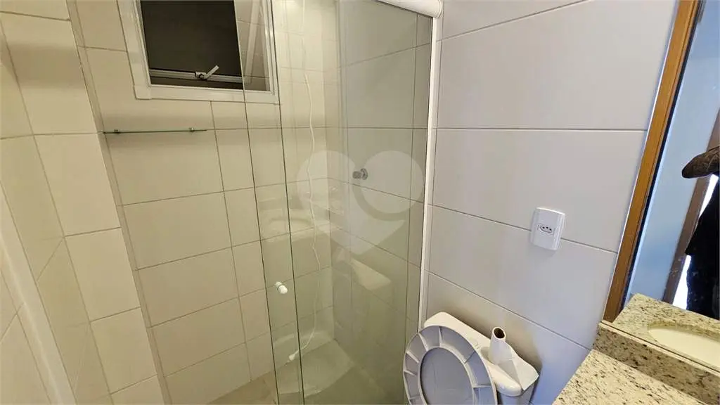 Apartamento para Venda em Praia Grande, Vila Tupi, 2 dormitórios, 1 suíte, 2 banheiros, 2 vagas