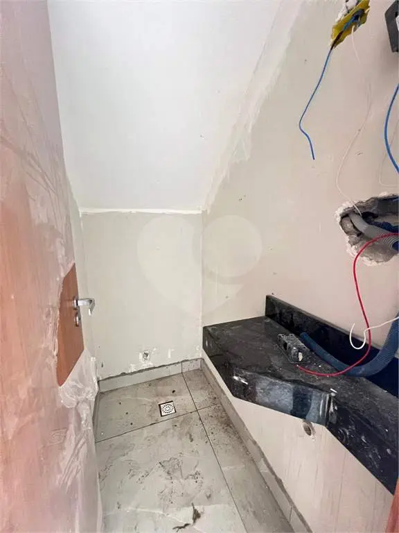 Casa para Venda em Praia Grande, Guilhermina, 3 dormitórios, 1 suíte, 2 banheiros, 1 vaga