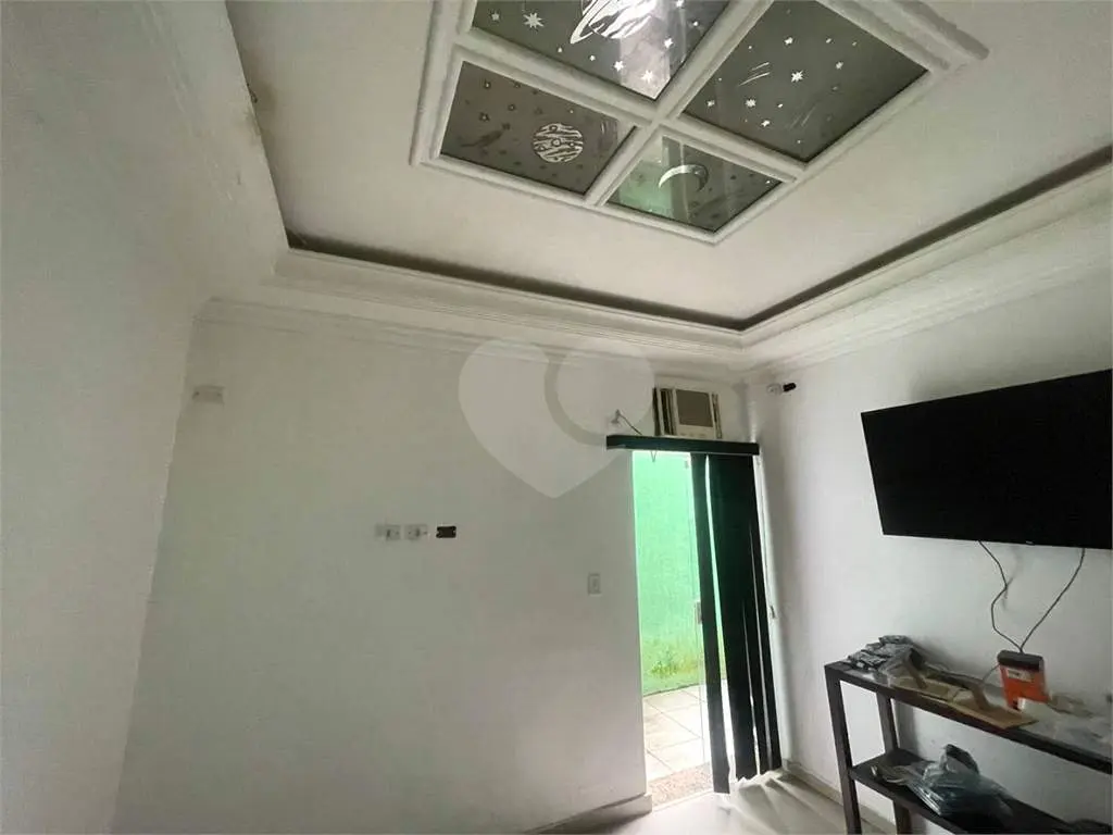 Casa para Venda em Praia Grande, Aviação, 4 dormitórios, 2 suítes, 3 banheiros, 3 vagas