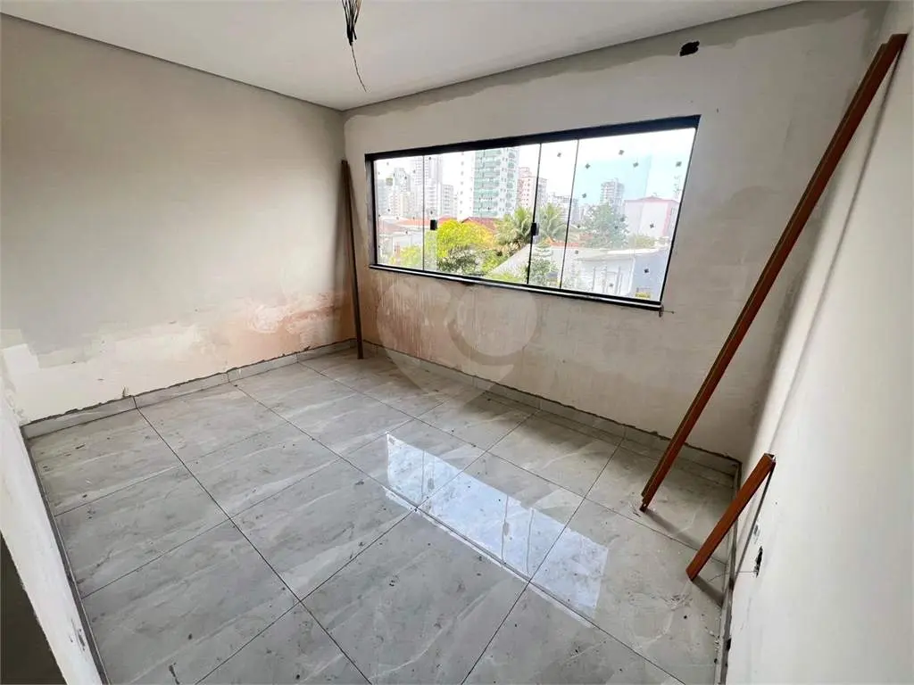 Casa para Venda em Praia Grande, Guilhermina, 3 dormitórios, 1 suíte, 2 banheiros, 1 vaga