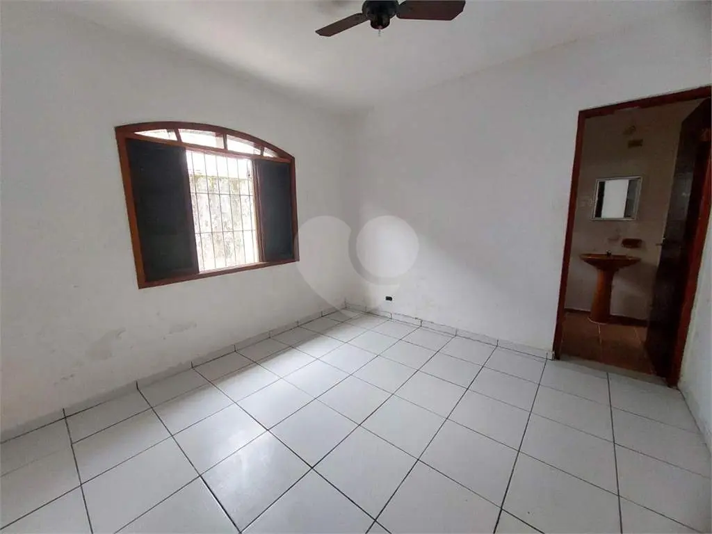 Casa para Venda em Praia Grande, Ocian, 2 dormitórios, 1 suíte, 2 banheiros, 2 vagas