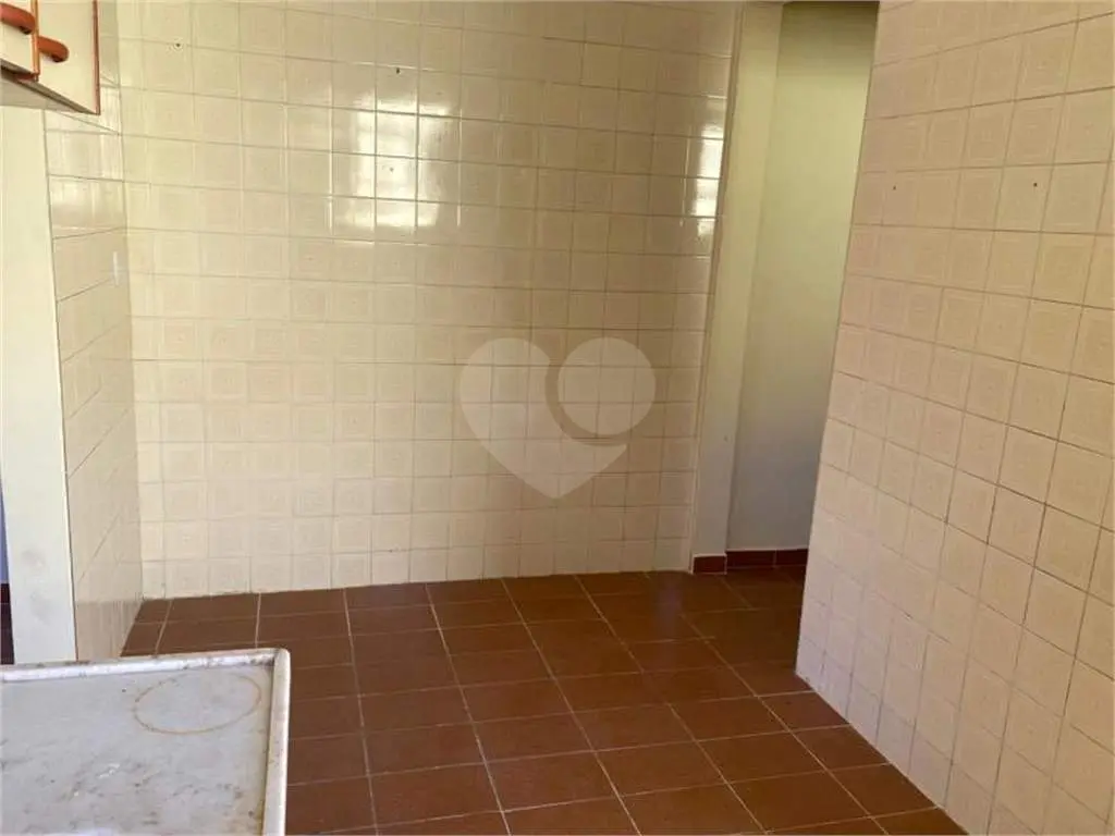 Casa para Venda em Praia Grande, Caiçara, 2 dormitórios, 1 suíte, 2 banheiros, 4 vagas