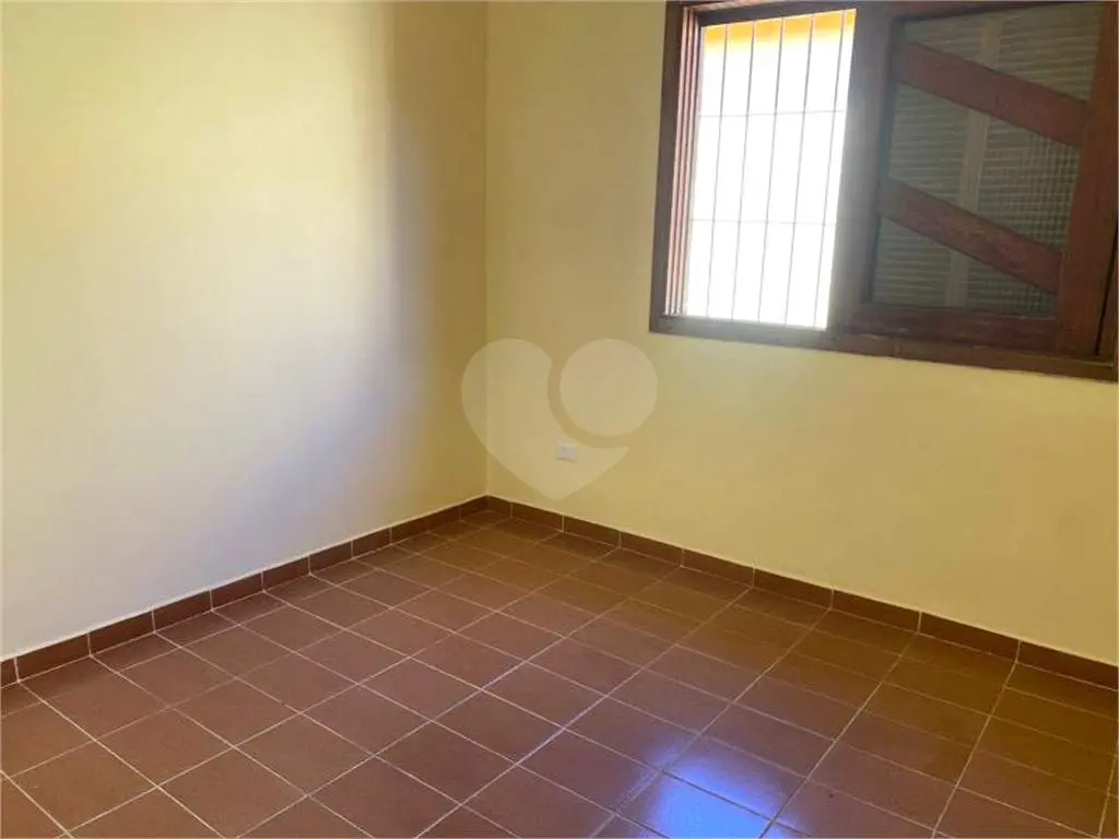 Casa para Venda em Praia Grande, Caiçara, 2 dormitórios, 1 suíte, 2 banheiros, 4 vagas