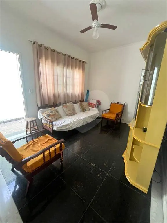 Casa para Venda em Praia Grande, Aviação, 2 dormitórios, 1 suíte, 2 banheiros, 2 vagas