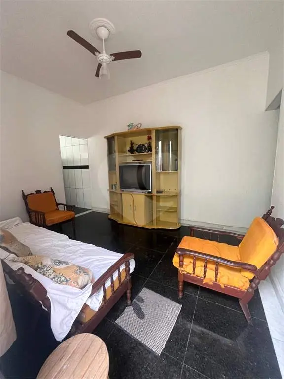 Casa para Venda em Praia Grande, Aviação, 2 dormitórios, 1 suíte, 2 banheiros, 2 vagas