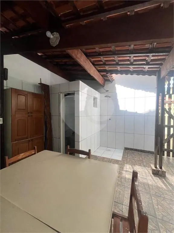 Casa para Venda em Praia Grande, Aviação, 2 dormitórios, 1 suíte, 2 banheiros, 2 vagas