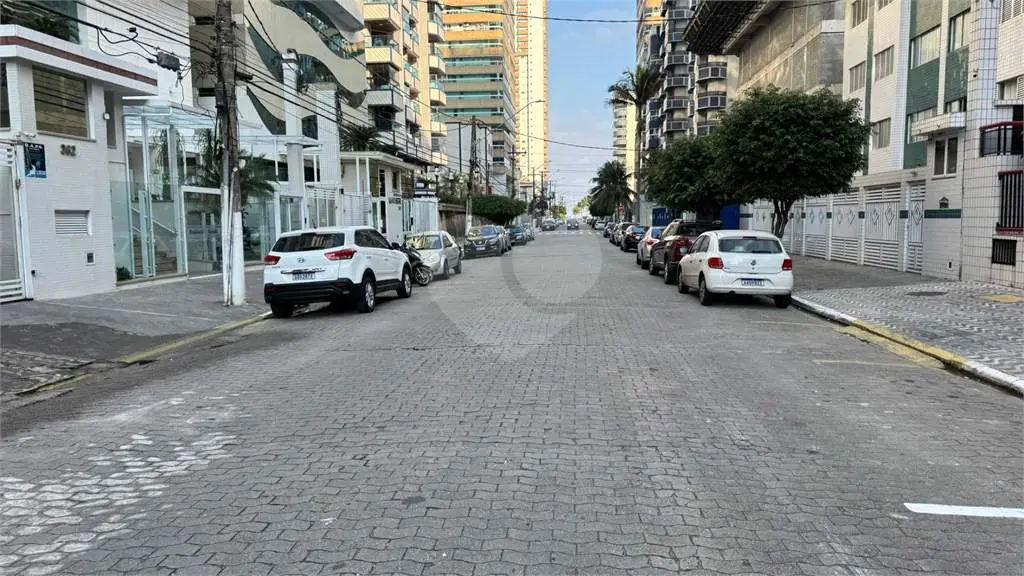 Apartamento para Venda em Praia Grande, Guilhermina, 1 dormitório, 1 banheiro, 1 vaga